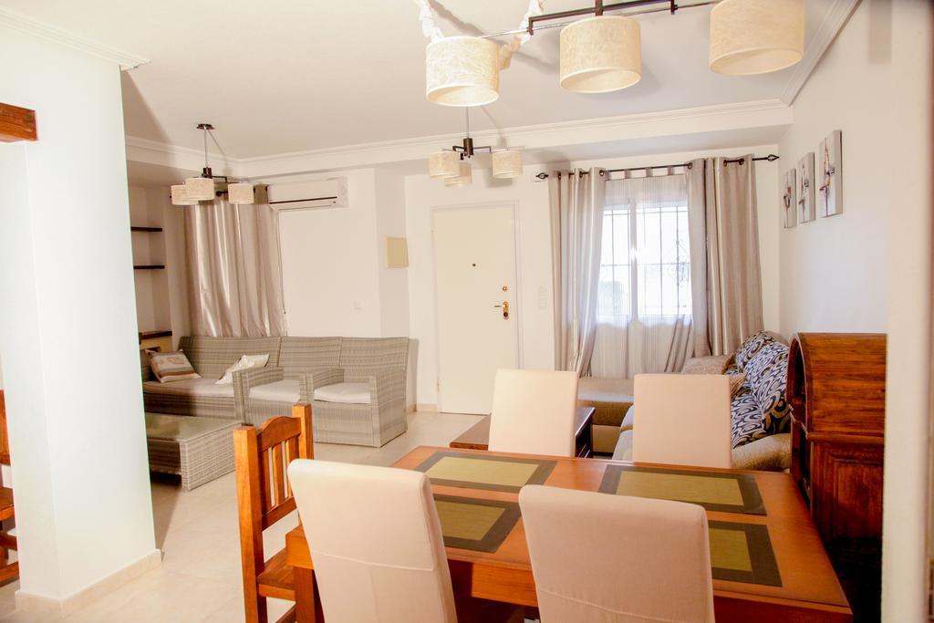 Apartment Altos De La Bahia X Torrevieja Room photo