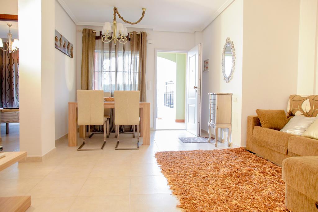 Apartment Altos De La Bahia X Torrevieja Room photo